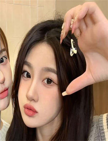 《乐比悠悠3D版》叙事手法解析：时间线安排与视角切换技巧探讨