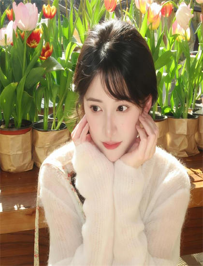 蜜桃视频极品免费观看-我的巨乳妻子HD完整版电影